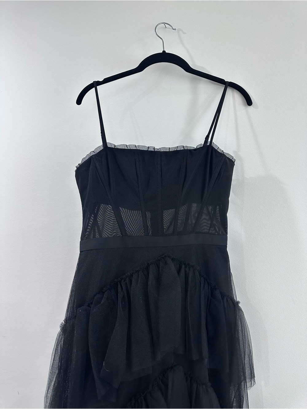 BCBGMAXAZRIA Oly Tiered Ruffle Tulle Evening Gown Black Size 6 - Picture 6 of 14